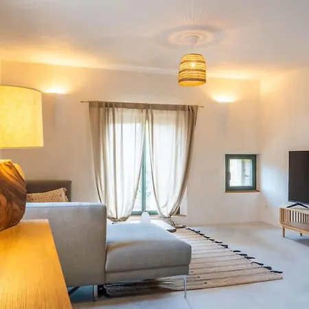 Maison De Charme Proche Avignon Uzes Сasa de vacaciones